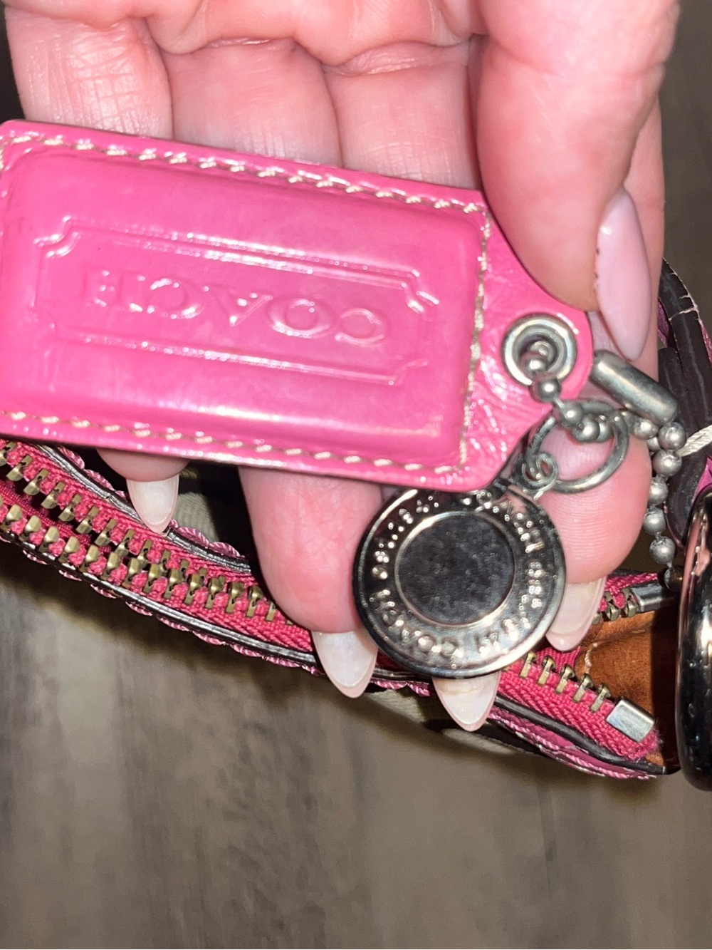 Coach Beige Signature Canvas Shoulder Bag with Pink Leather Trim - Picture 12 of 16